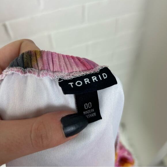 Torrid Pink Tie Dye Ruffle Detail Crop Top Size 10 M/L - Picture 5 of 11